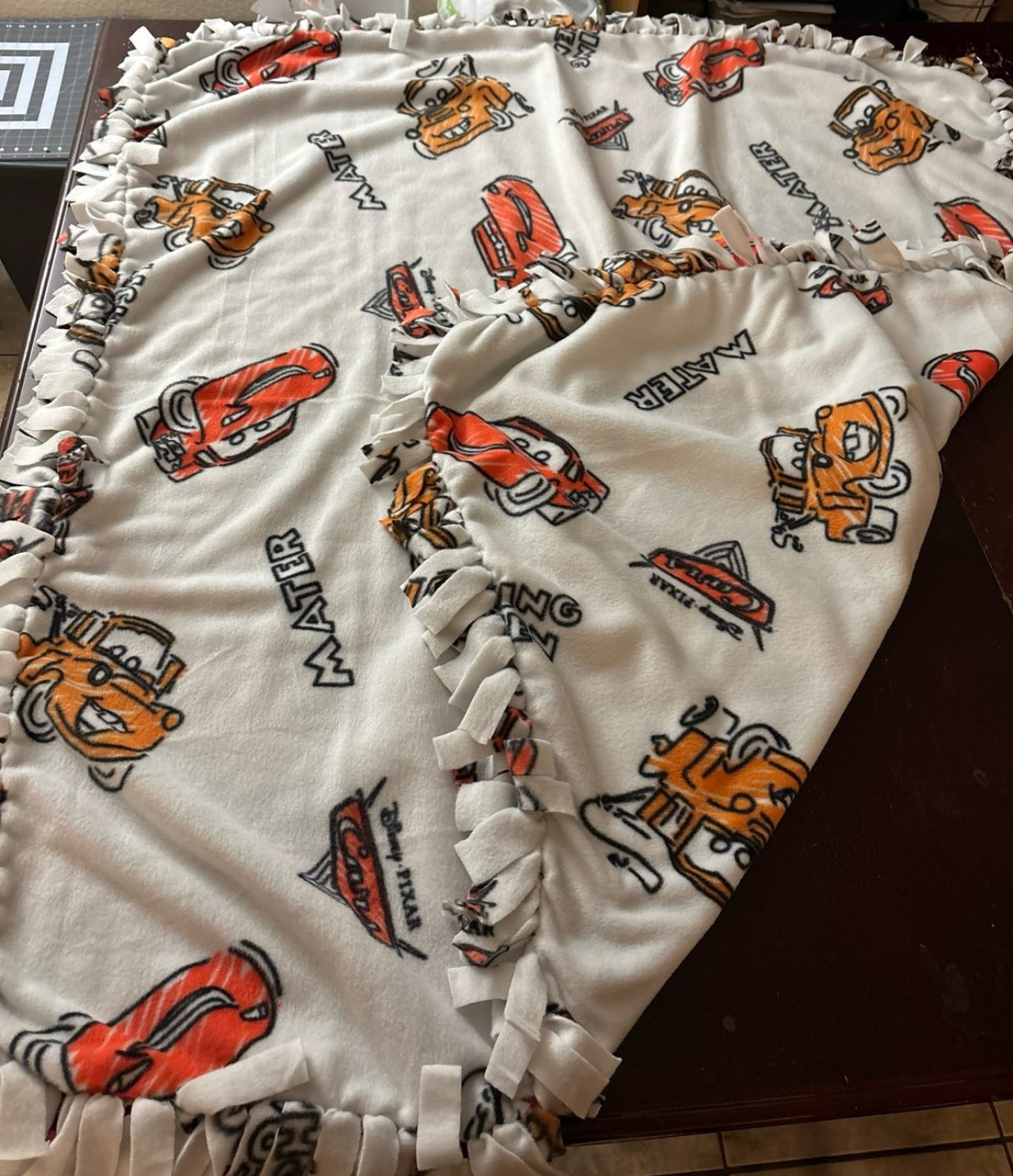 Cars tied- knot blanket