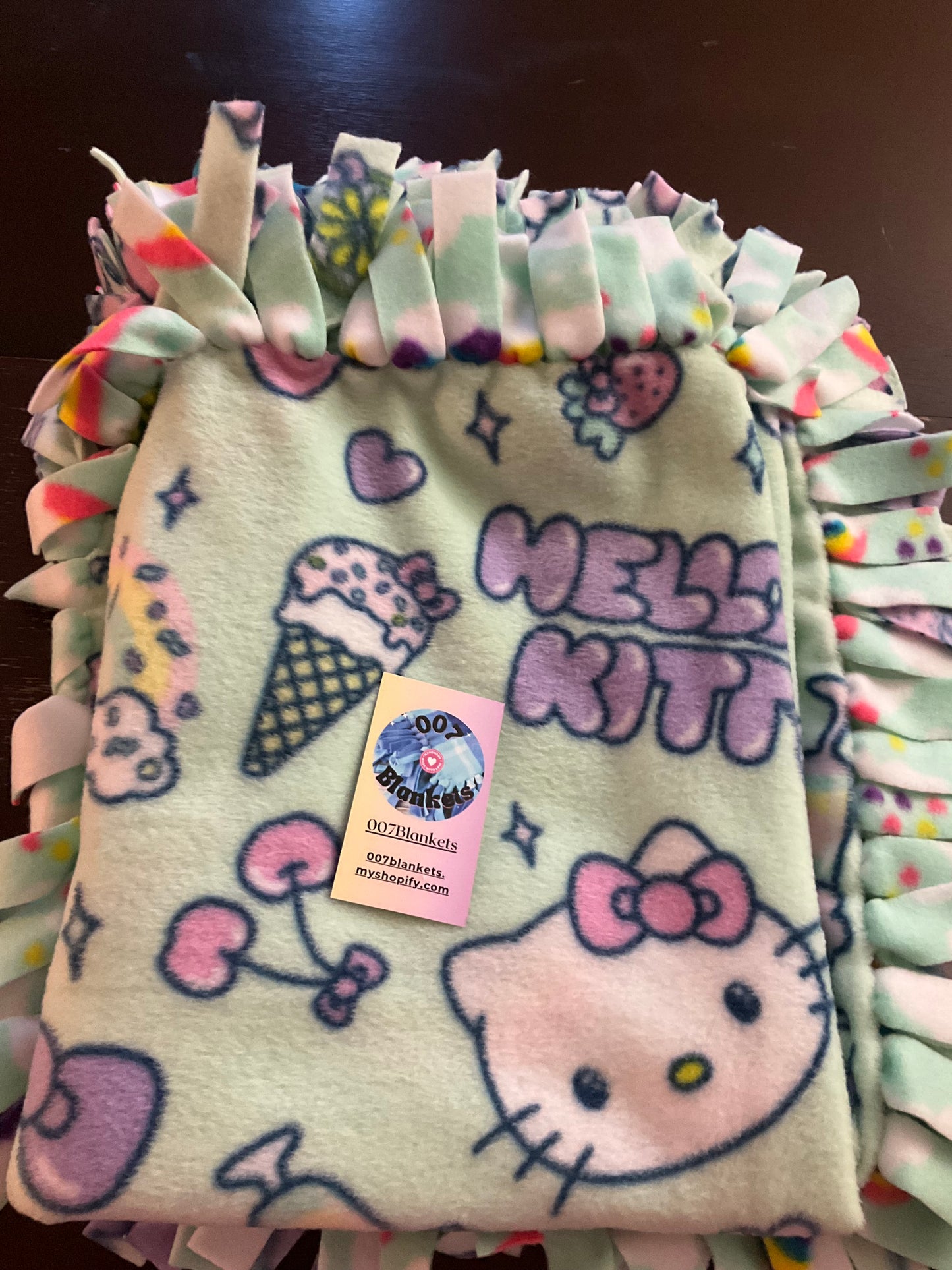 36”(Small) H.kitty w/Rainbows! Blanket