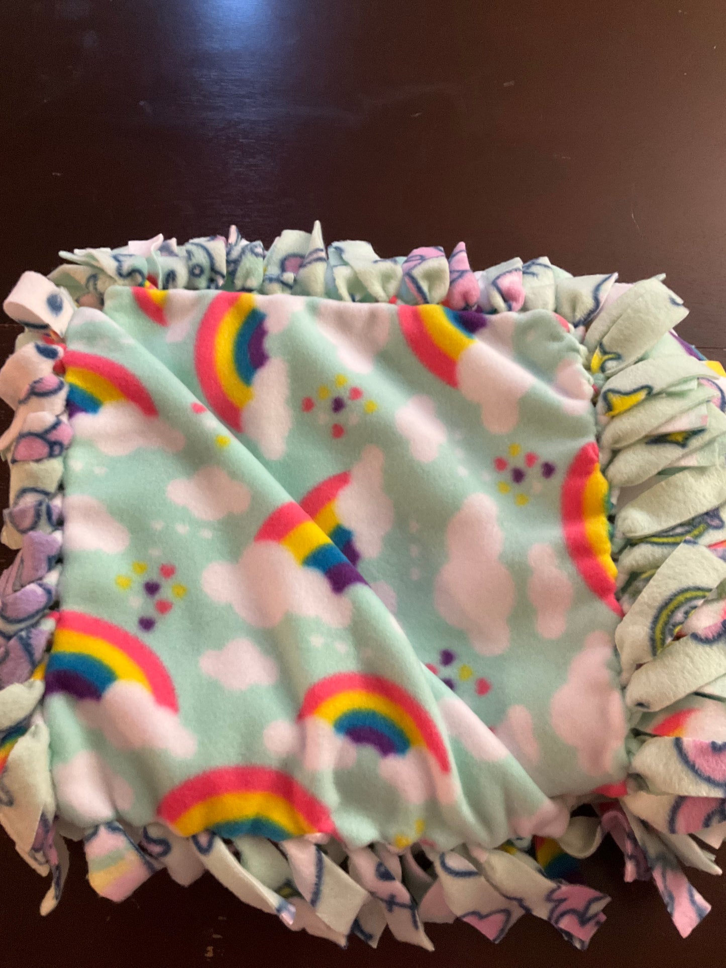36”(Small) H.kitty w/Rainbows! Blanket